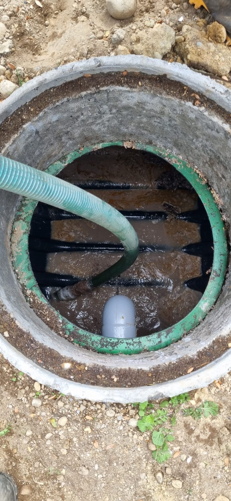 Mantenimiento de acumuladores de grasa en casino – Salmones de Chile