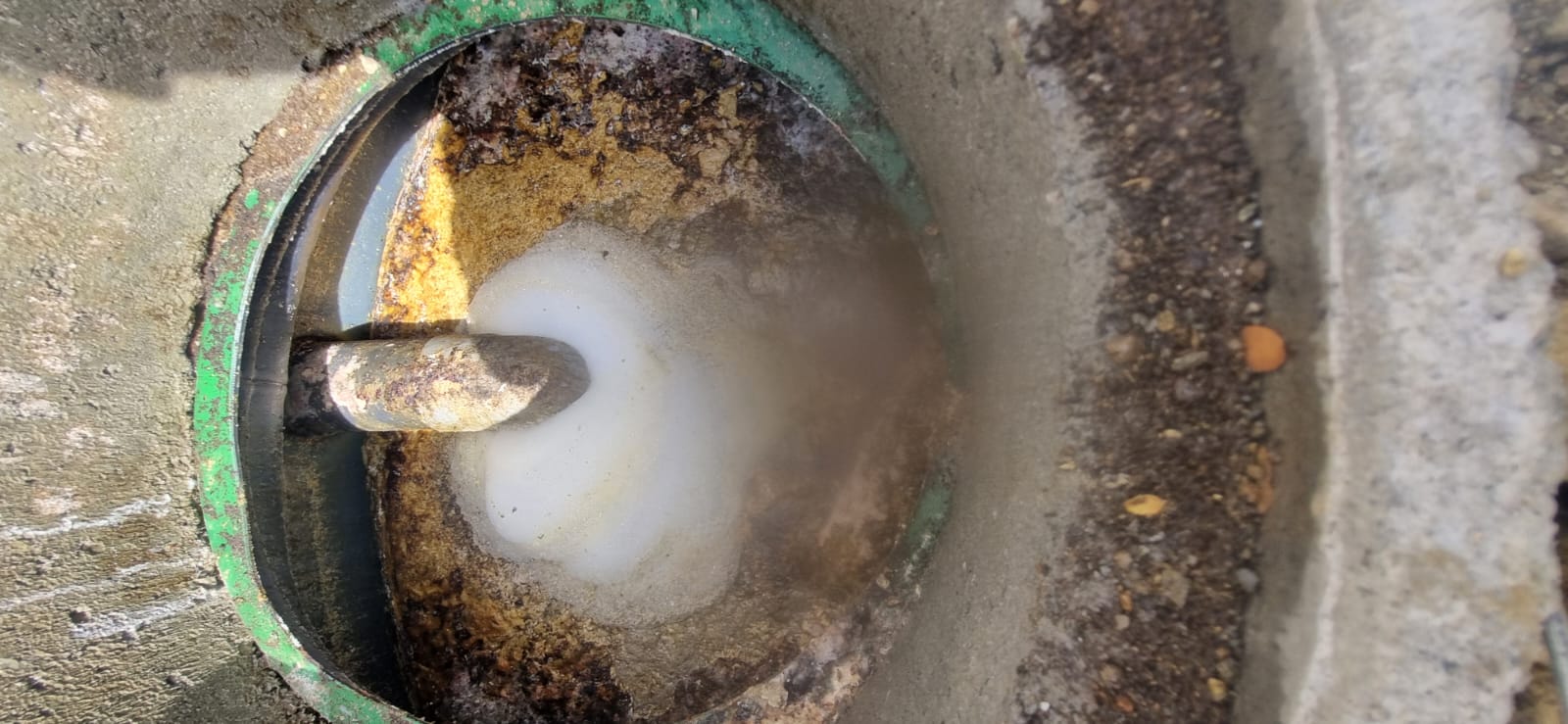 Mantenimiento de acumuladores de grasa en casino – Salmones de Chile